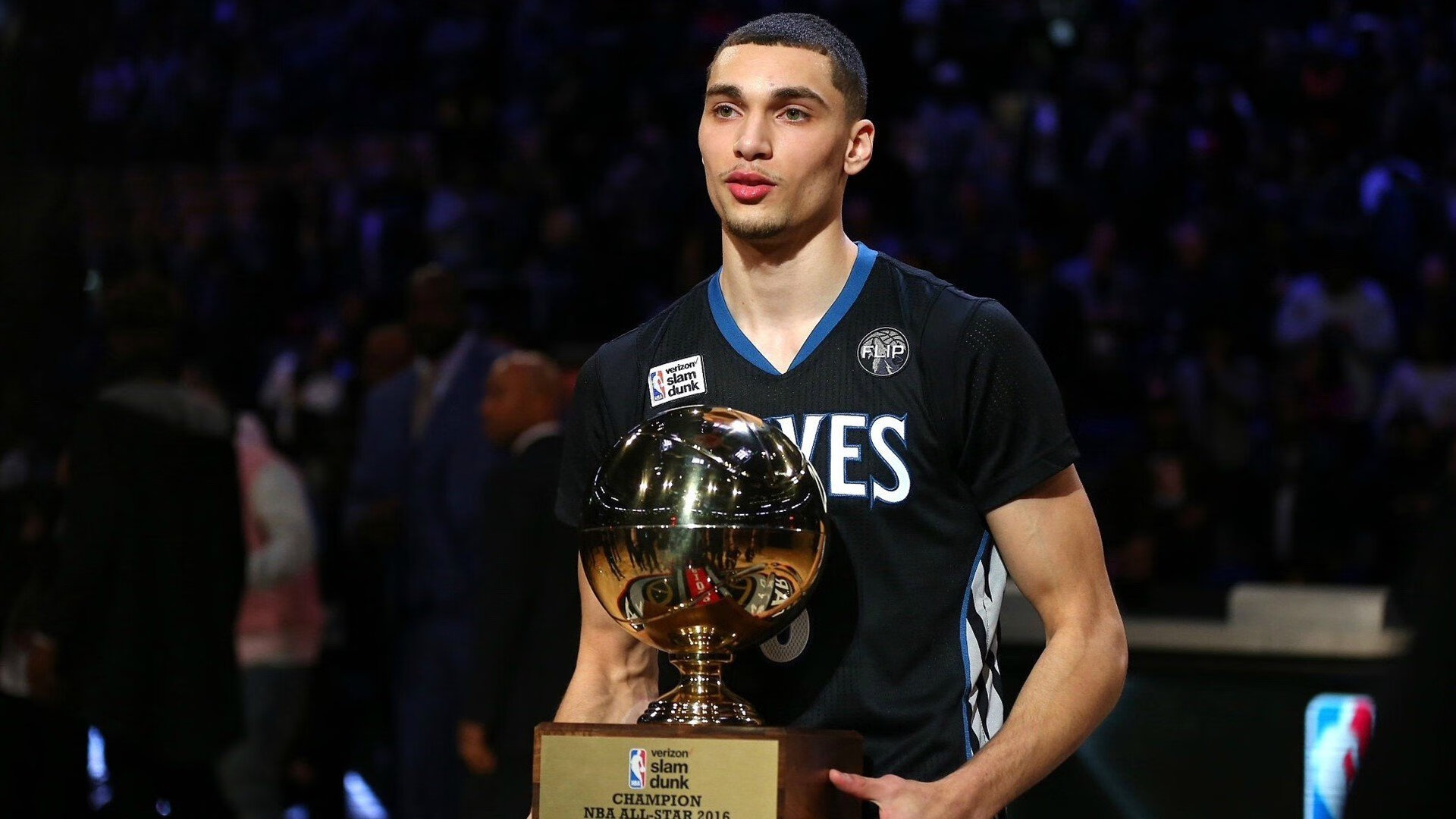 《2025年CS_GO世界冠军，Vitality战队成功卫冕》，20年csgo比赛